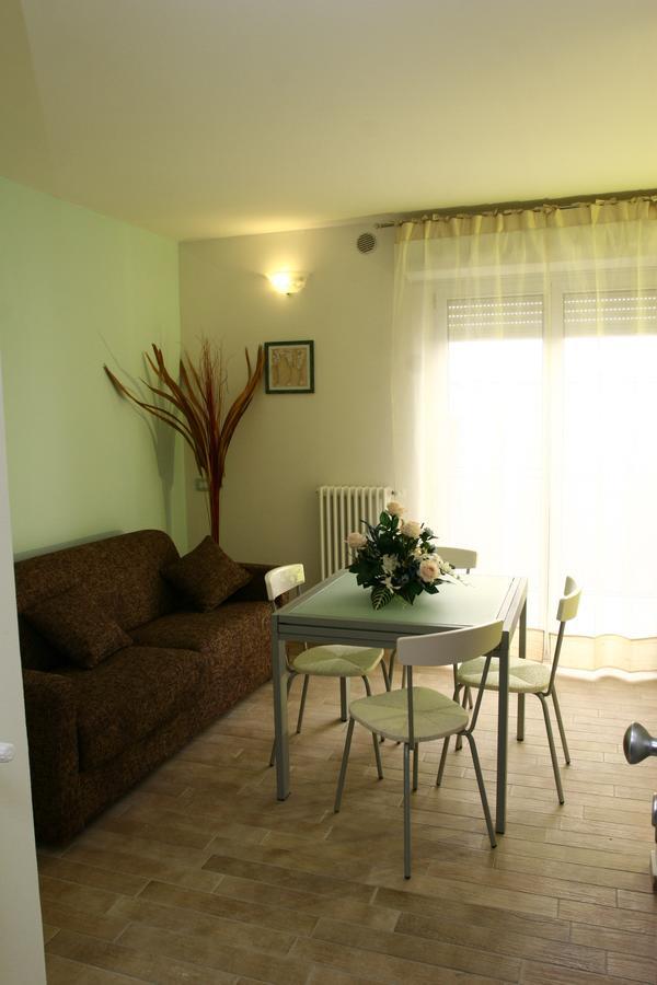 Residence La Dolce Vita Rimini Extérieur photo